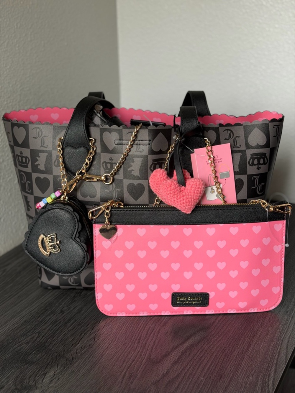 Juicy Couture Sweet break time tote wristlet heart coin pouch beaded liquorice